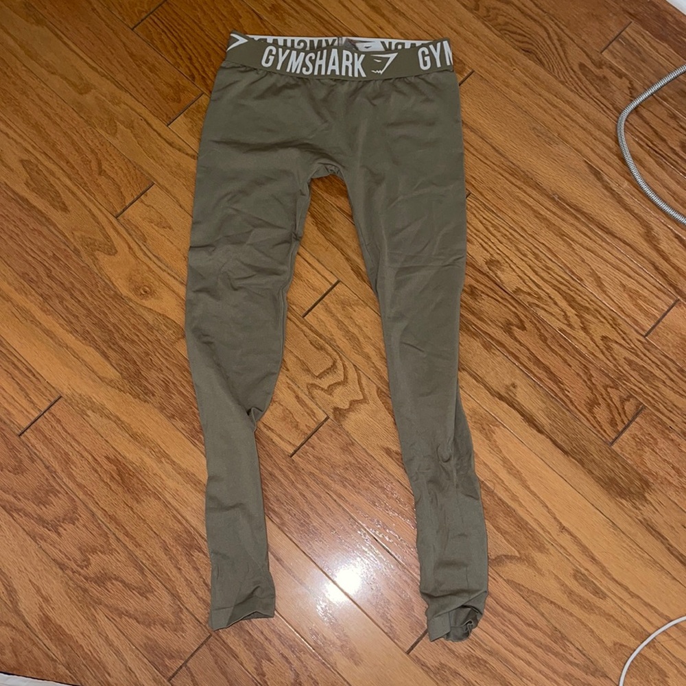 Gym Shark Brand New army green leggings!